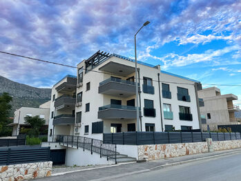 Prodej bytu 3+kk v osobním vlastnictví 64 m², Kaštel Gomilica