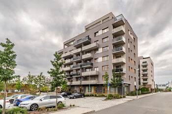 Pronájem bytu 2+kk v osobním vlastnictví 49 m², Praha 9 - Hloubětín