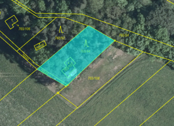 Pozemek v mapě katastru nemovitostí - na sousedícím pozemku je již uzávěra na výstavbu, máte tak zaručené soukromý a výhled. - Prodej chaty / chalupy 51 m², Žďár nad Orlicí