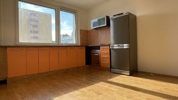 Prodej bytu 1+1 v osobním vlastnictví 28 m², Praha 8 - Troja