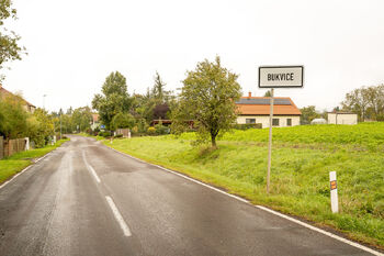 Prodej pozemku 1960 m², Bukvice