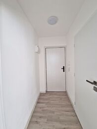 Prodej bytu 1+1 v osobním vlastnictví 32 m², Milovice