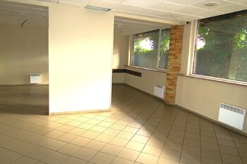 Pronájem jiných prostor 550 m², Libochovice