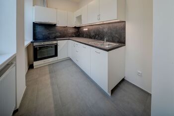 Pronájem bytu 2+kk v osobním vlastnictví 50 m², Hradec Králové