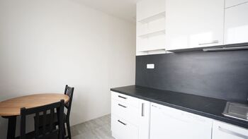 Prodej bytu 2+1 v osobním vlastnictví 62 m², Kladno