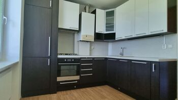 Pronájem bytu 3+1 v osobním vlastnictví 77 m², Brno