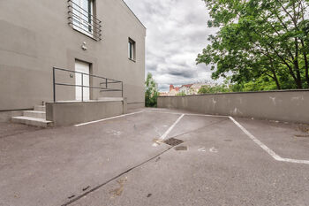 Pronájem bytu 1+kk v osobním vlastnictví 28 m², Praha 2 - Vinohrady