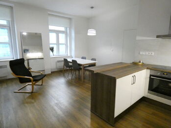 Pronájem bytu 2+kk v osobním vlastnictví 56 m², Praha 5 - Zličín