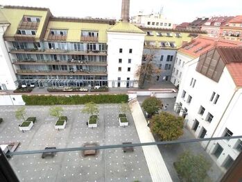 Pronájem bytu 2+kk v osobním vlastnictví 82 m², Praha 10 - Vinohrady