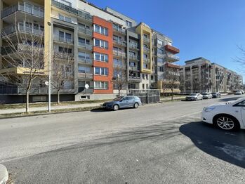 Prodej bytu 2+kk v osobním vlastnictví 58 m², Praha 5 - Zličín