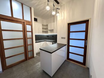 Pronájem bytu 3+kk v osobním vlastnictví 71 m², Praha 4 - Nusle