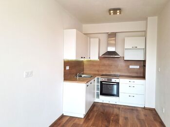 Pronájem bytu 2+kk v osobním vlastnictví 58 m², Velký Osek