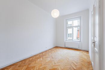 Pokoj bytu - Pronájem bytu 3+1 v osobním vlastnictví 82 m², Praha 1 - Nové Město