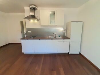 Prodej bytu 1+kk v osobním vlastnictví 33 m², Praha 4 - Michle