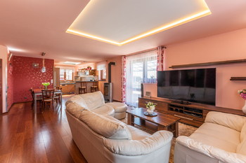 Prodej domu 326 m², Libeř