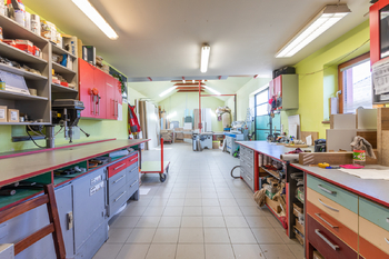 Prodej domu 326 m², Libeř