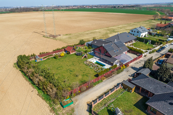 Prodej domu 326 m², Libeř