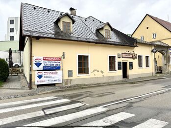 Pronájem obchodních prostor 120 m², Jindřichův Hradec