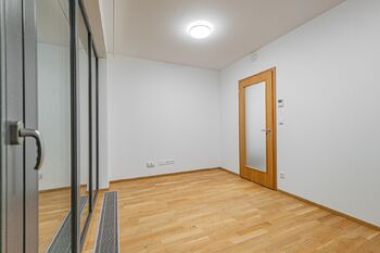 Pronájem bytu 1+kk v osobním vlastnictví 26 m², Praha 4 - Hodkovičky