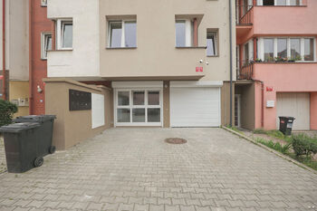 Prodej nájemního domu 357 m², Praha 9 - Kyje