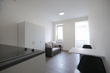 Prodej nájemního domu 357 m², Praha 9 - Kyje