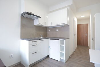 Prodej nájemního domu 357 m², Praha 9 - Kyje