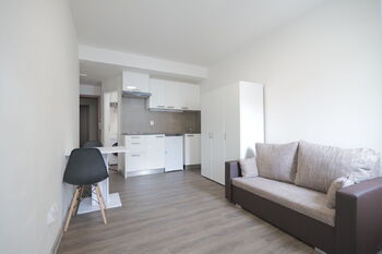 Prodej nájemního domu 357 m², Praha 9 - Kyje