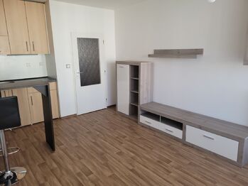 Pronájem bytu 1+kk v družstevním vlastnictví 23 m², Vimperk