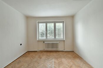 Prodej bytu 3+1 v družstevním vlastnictví 62 m², Hradec Králové