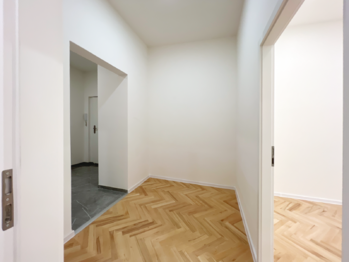 Prodej bytu 2+kk v osobním vlastnictví 47 m², Praha 2 - Nusle