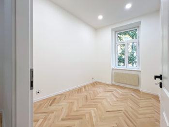 Prodej bytu 2+kk v osobním vlastnictví 47 m², Praha 2 - Nusle