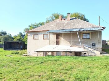 Prodej výrobních prostor 117 m², Milín