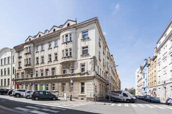 Prodej obchodních prostor 64 m², Praha 8 - Libeň