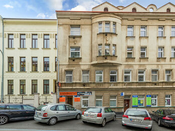 Prodej obchodních prostor 64 m², Praha 8 - Libeň