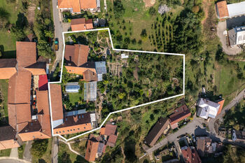 Prodej jiných prostor 900 m², Obora