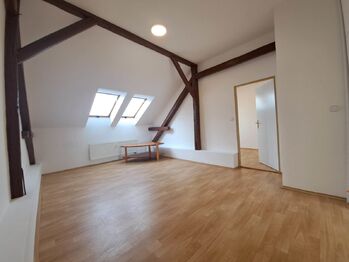 Pronájem bytu 2+1 v osobním vlastnictví 46 m², Brno