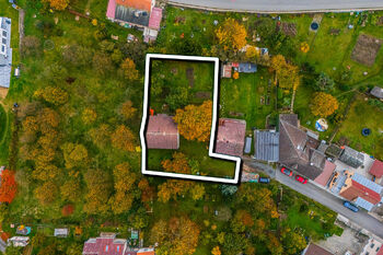 pohled z dronu - Prodej domu 90 m², Bratronice