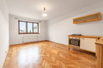 Pronájem bytu 3+kk v družstevním vlastnictví 58 m², Praha 9 - Prosek