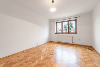 Pronájem bytu 3+kk v družstevním vlastnictví 58 m², Praha 9 - Prosek