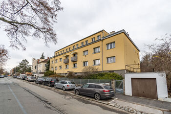 Pronájem bytu 3+kk v družstevním vlastnictví 58 m², Praha 9 - Prosek