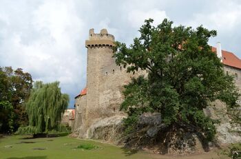 Prodej pozemku 14055 m², Bratronice