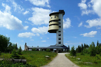 Prodej pozemku 14055 m², Bratronice