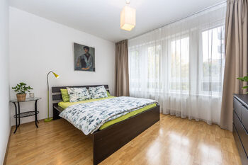 Pronájem bytu 2+kk v osobním vlastnictví 69 m², Praha 8 - Libeň