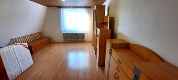 zrekonstruované podkroví 3+1 - Prodej apartmánu 354 m², Slavonice