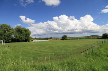 Fotbalové hřiště - Prodej pozemku 1982 m², Hájek