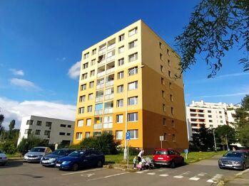 Prodej bytu 3+1 v osobním vlastnictví 69 m², Praha 10 - Hostivař