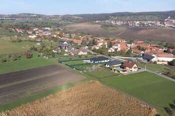 Prodej pozemku 1463 m², Kovalovice