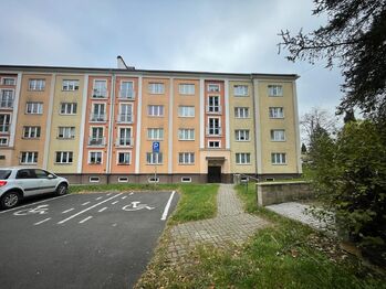 Prodej bytu 3+1 v osobním vlastnictví 73 m², Nová Role