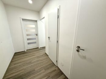 Prodej bytu 3+1 v osobním vlastnictví 59 m², Rožnov pod Radhoštěm