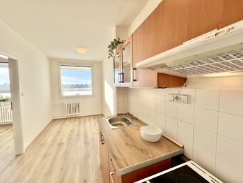 Pronájem bytu 1+1 v osobním vlastnictví 43 m², Praha 8 - Bohnice